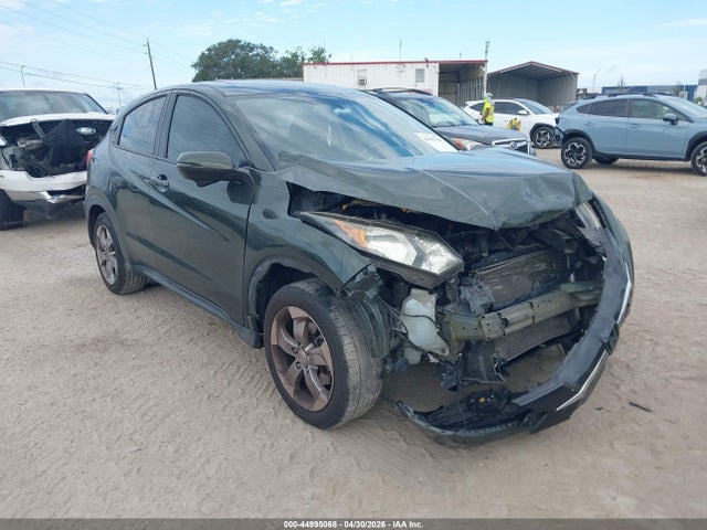 Salvage Honda HR-V Image