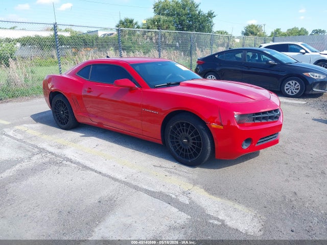 Salvage Chevrolet Camaro Image