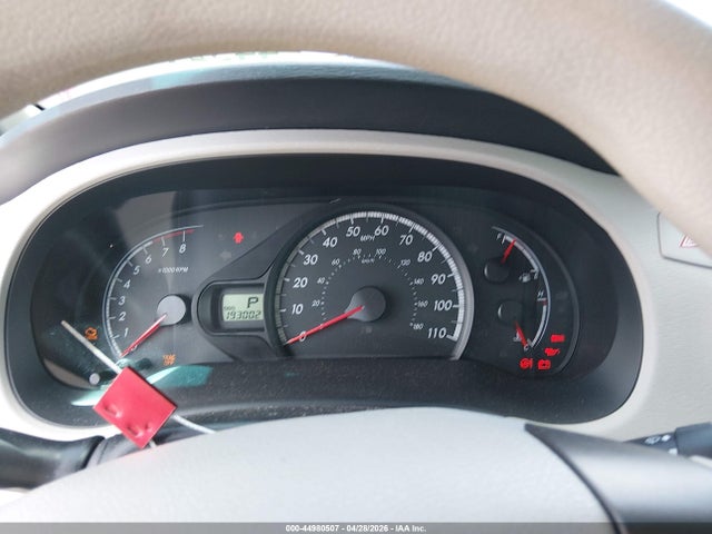 Toyota Sienna Le V6 8 Passenger