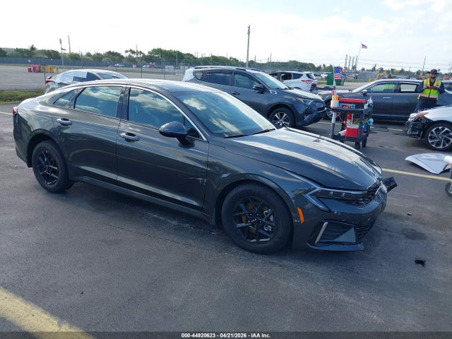 2026 Kia K5