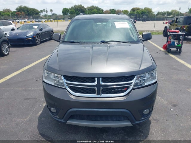 Dodge Journey Sxt