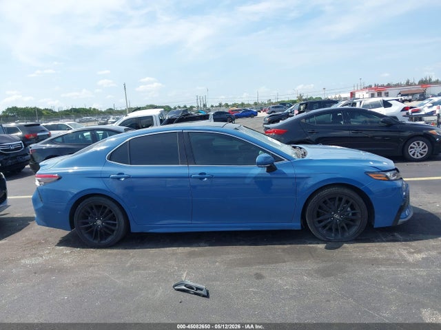 Toyota Camry Xse