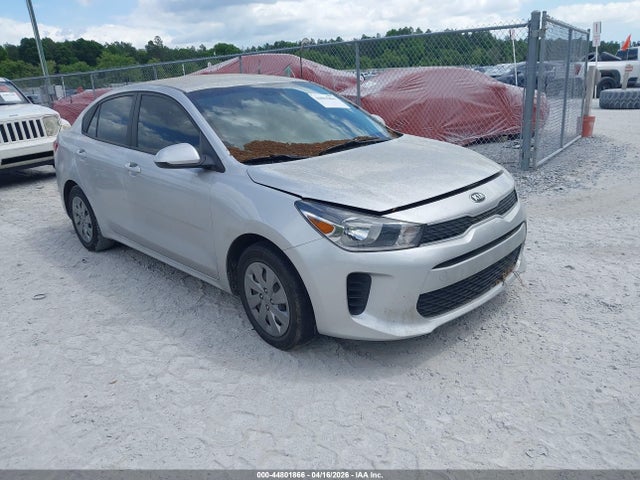 Salvage Kia Rio Image
