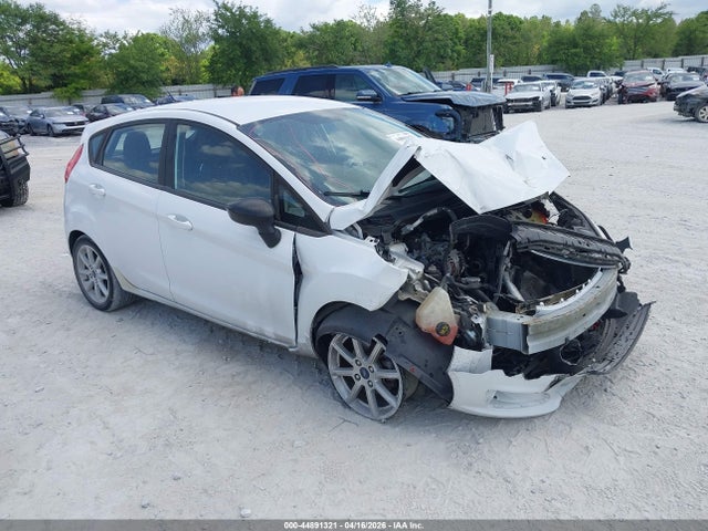 Salvage Ford Fiesta Image