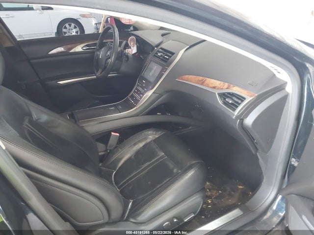 Lincoln MKZ