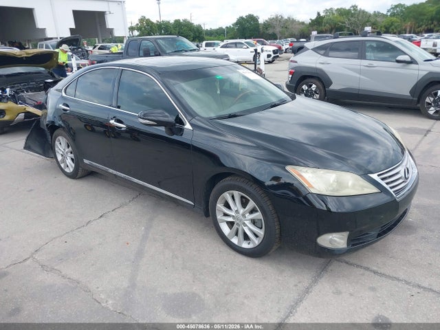 Salvage Lexus Es Image