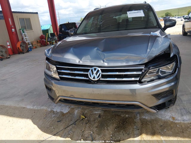 Volkswagen Tiguan 2.0t S