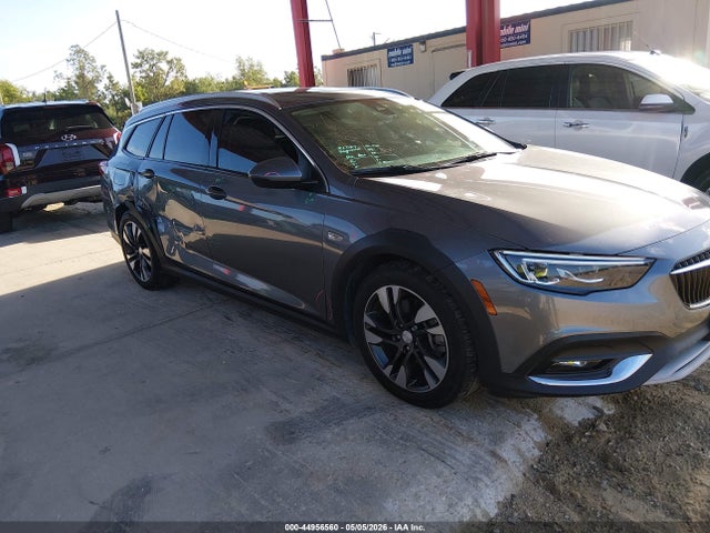 Buick Regal TourX Awd Essence