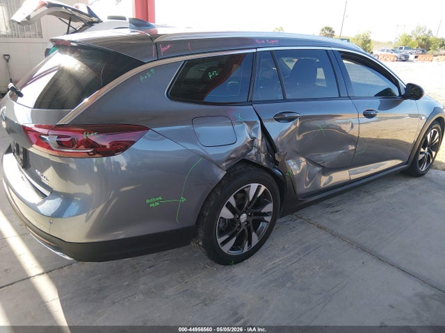 Buick Regal TourX Awd Essence