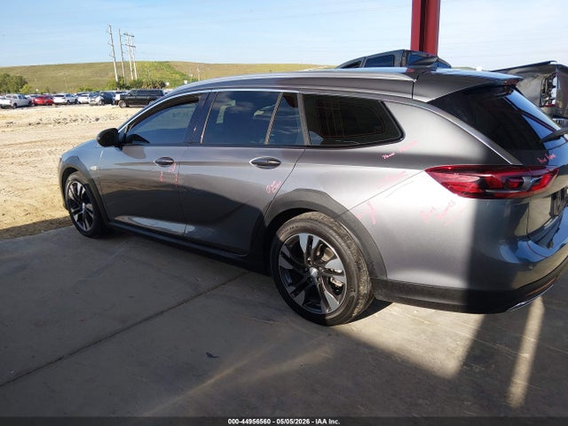 Buick Regal TourX Awd Essence