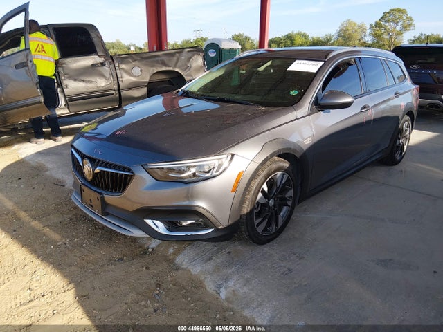 Buick Regal TourX Awd Essence