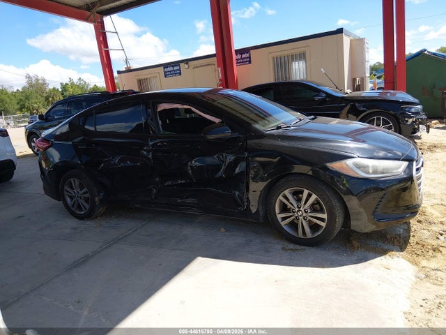 Hyundai ELANTRA Sel