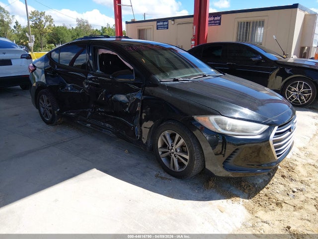 Salvage Hyundai ELANTRA Image