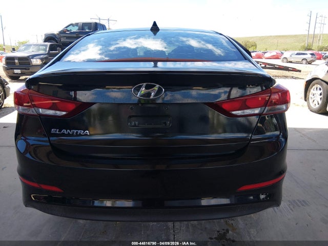 Hyundai ELANTRA Sel