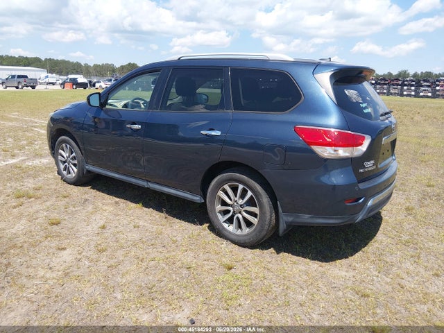 Nissan Pathfinder Sv