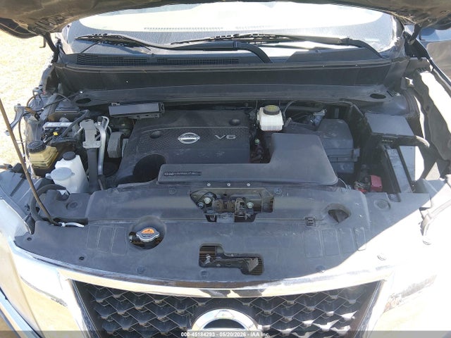 Nissan Pathfinder Sv
