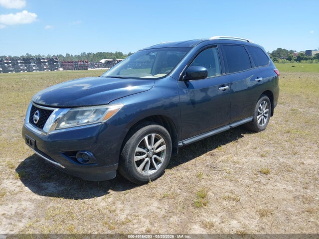 Nissan Pathfinder Sv