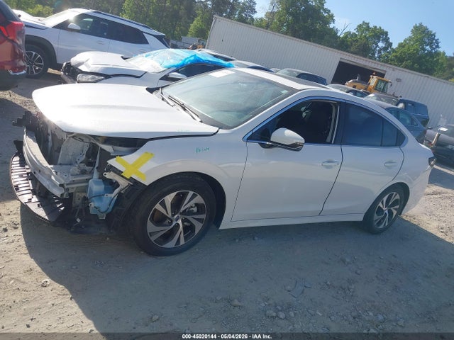 Subaru Legacy Premium