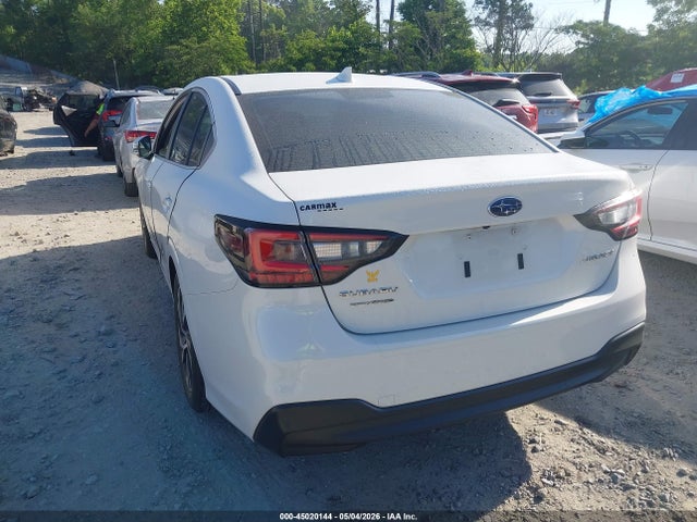 Subaru Legacy Premium
