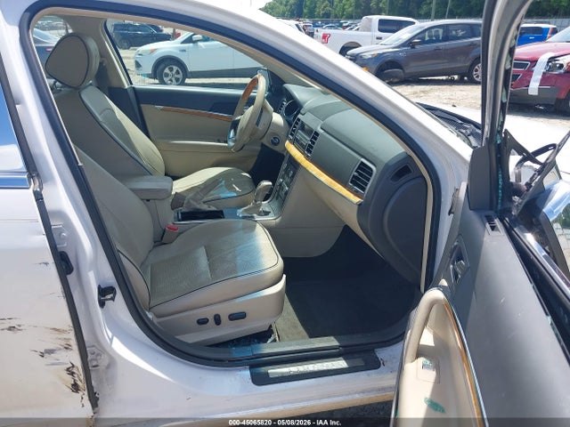 Lincoln MKZ