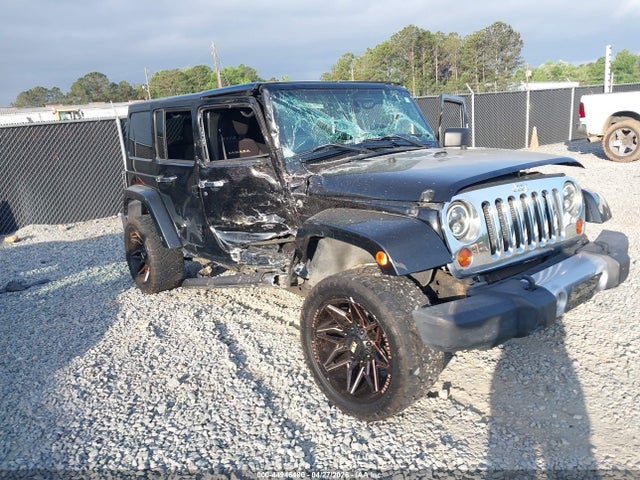 Salvage Jeep Wrangler Image