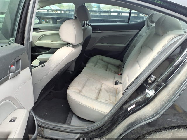 Hyundai ELANTRA Sel