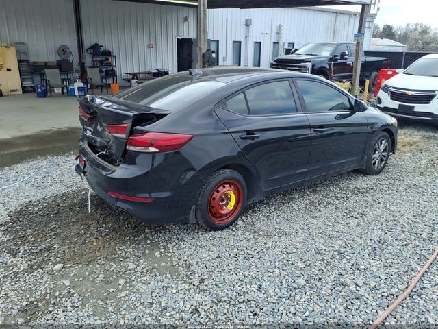 Hyundai ELANTRA Sel