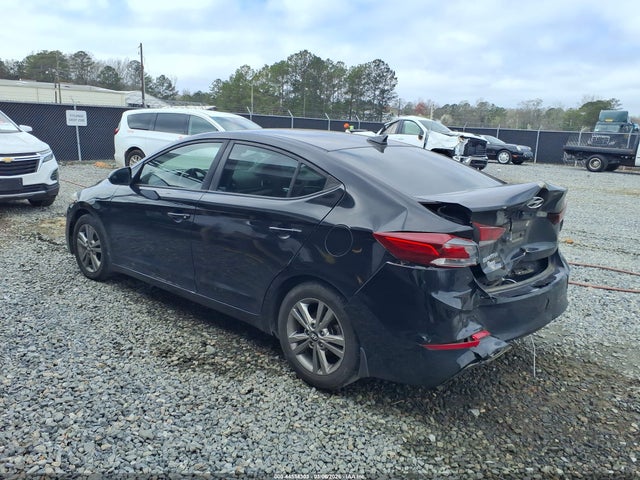Hyundai ELANTRA Sel
