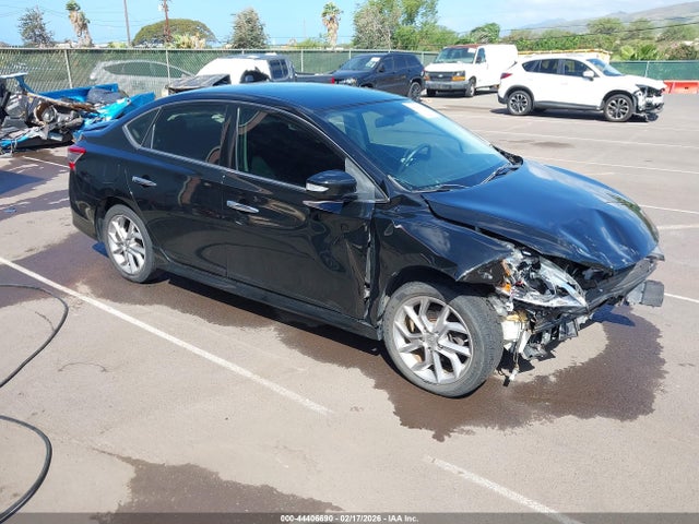 Salvage Nissan Sentra Image