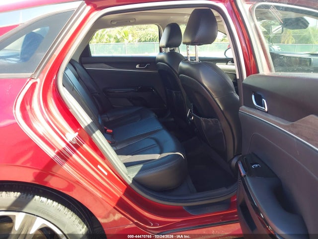 Kia K5 Ex