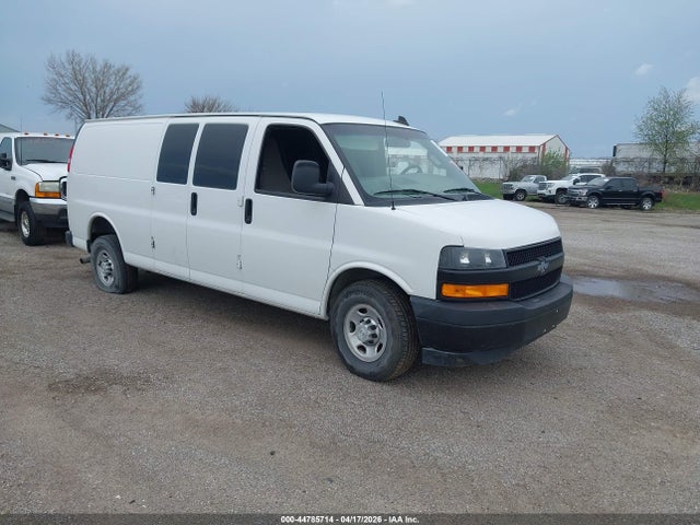 Salvage Chevrolet Express Image