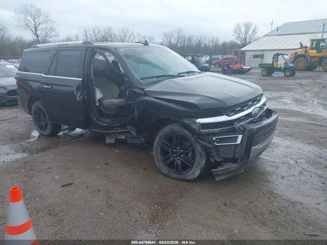 Salvage Ford Expedition Image