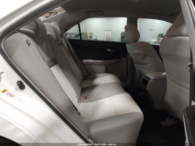 Toyota Camry Le