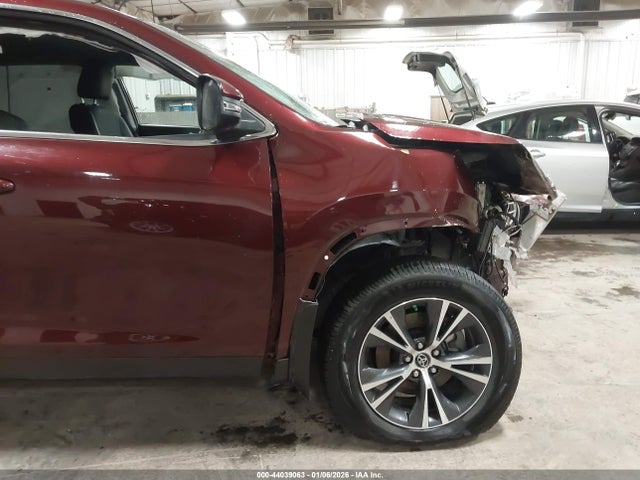 Toyota Highlander Le Plus