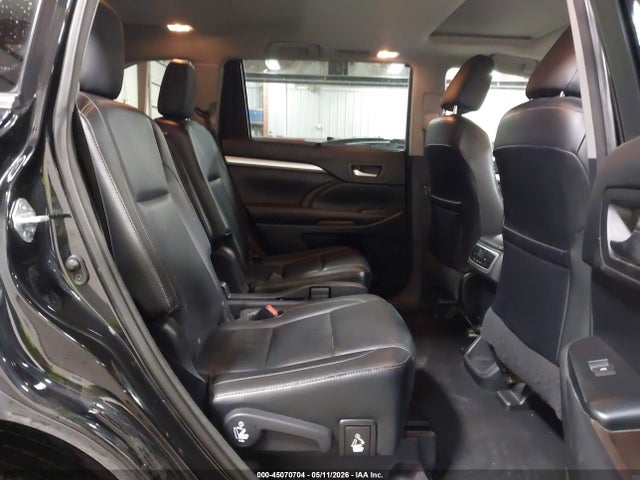Toyota Highlander Xle V6