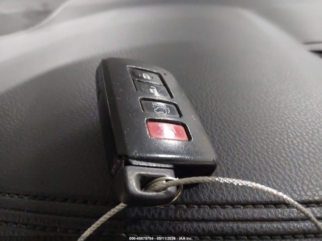 Toyota Highlander Xle V6