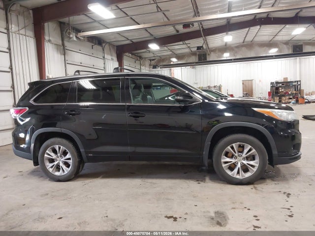 Toyota Highlander Xle V6