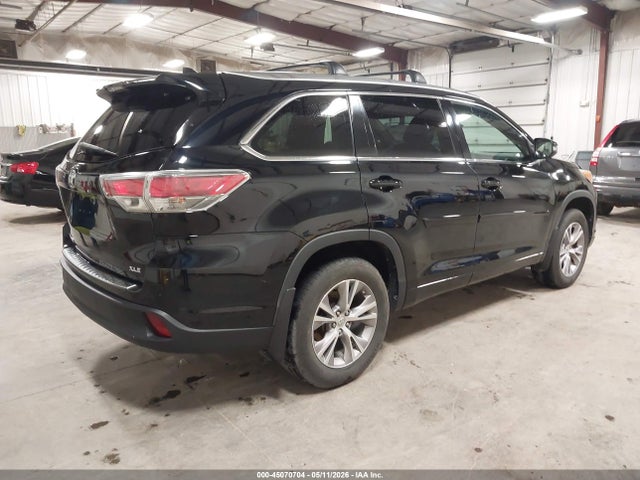 Toyota Highlander Xle V6