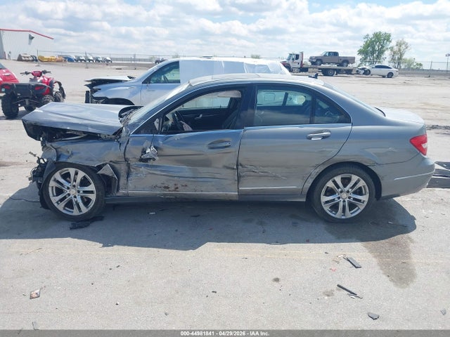 Mercedes-Benz C-Class Luxury 4matic
