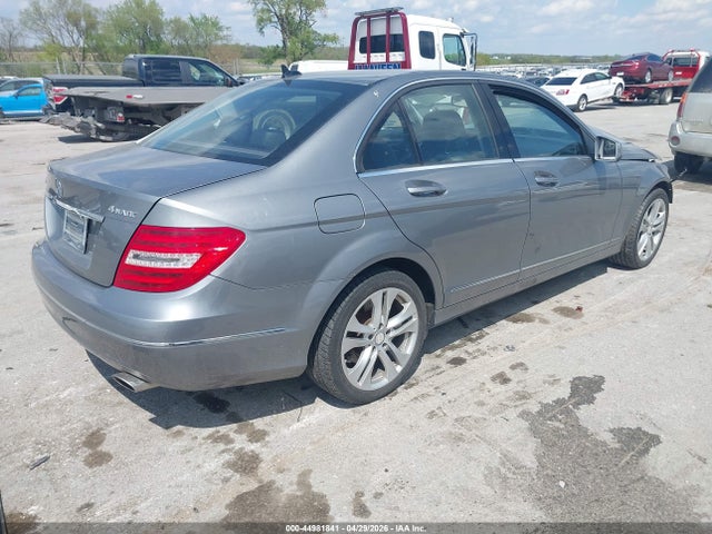 Mercedes-Benz C-Class Luxury 4matic