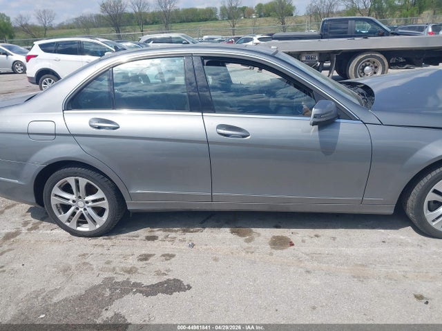Mercedes-Benz C-Class Luxury 4matic