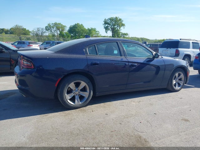 Dodge Charger Sxt
