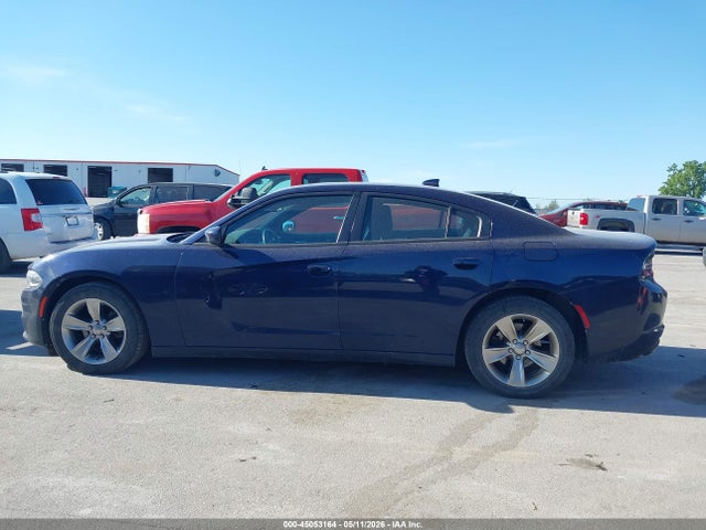 Dodge Charger Sxt