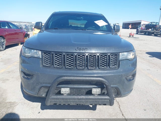 Jeep Grand Cherokee Altitude 4x4