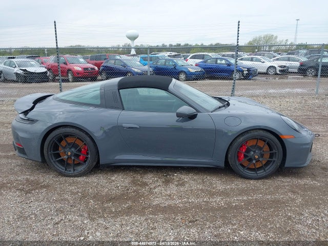 Porsche 911 Targa 4 Gts