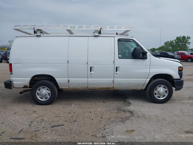 Ford E-350 Commercial