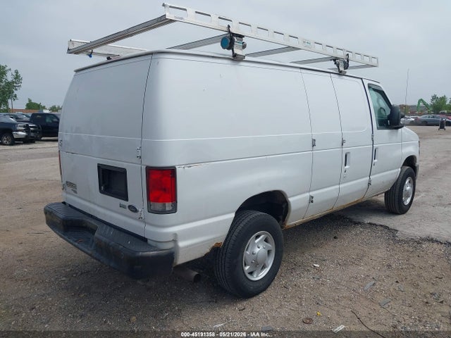 Ford E-350 Commercial