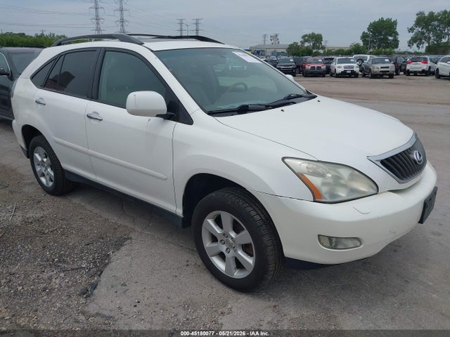 Salvage Lexus RX Image