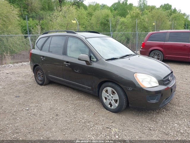 2009 Kia Rondo