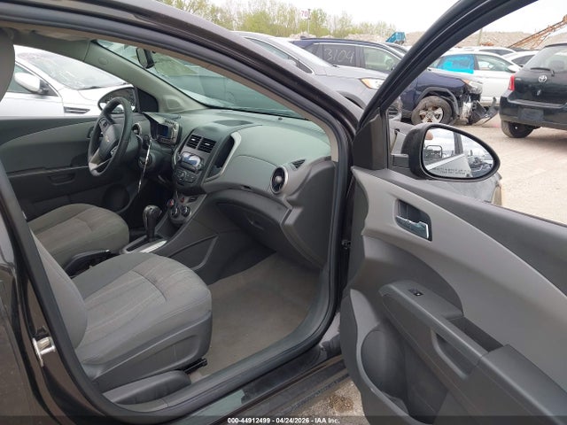 Chevrolet Sonic Lt Auto